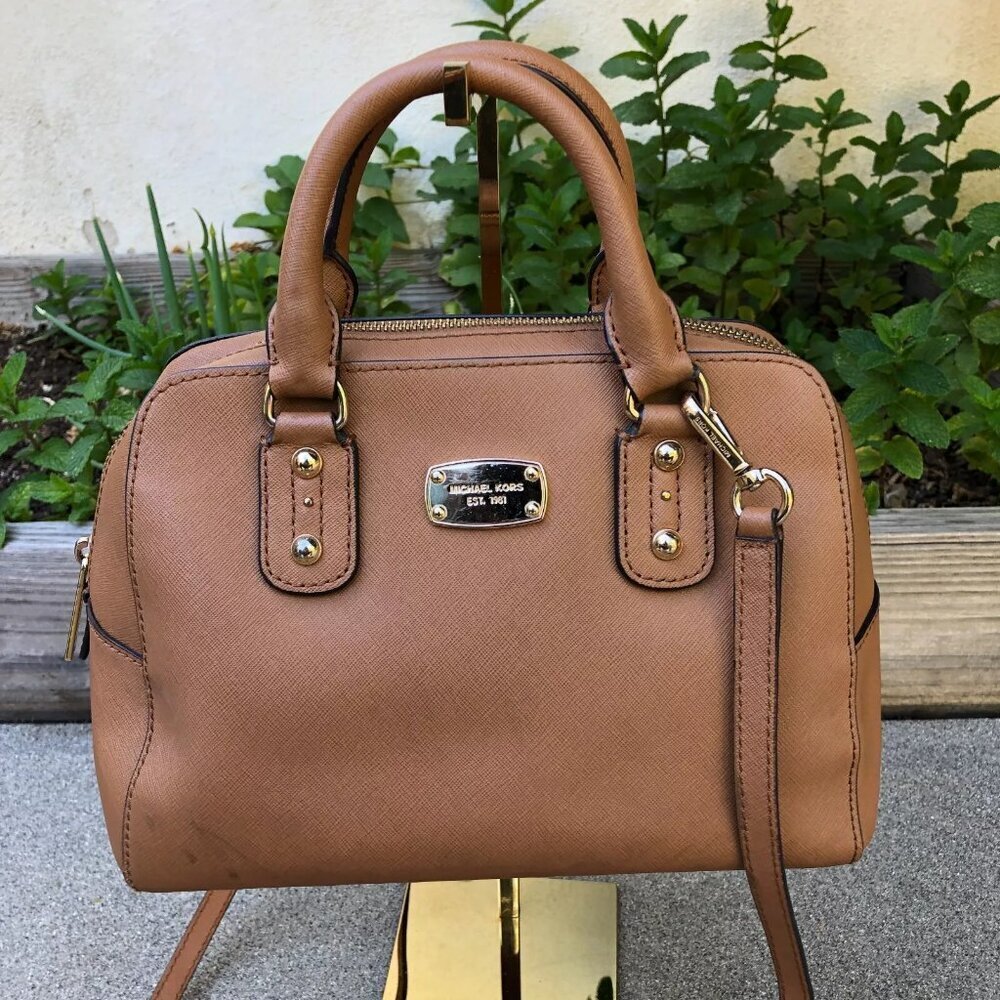 MICHAEL KORS Sandrine Saffiano Satchel Purse Tan Zipper Crossbody Hand Bag​​​